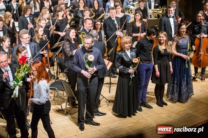 Zdjęcie w galerii na portalu naszraciborz.pl: Koncert wielkanocny w hołdzie św. Papieżowi Janowi Pawłowi II wiadomości z regionu