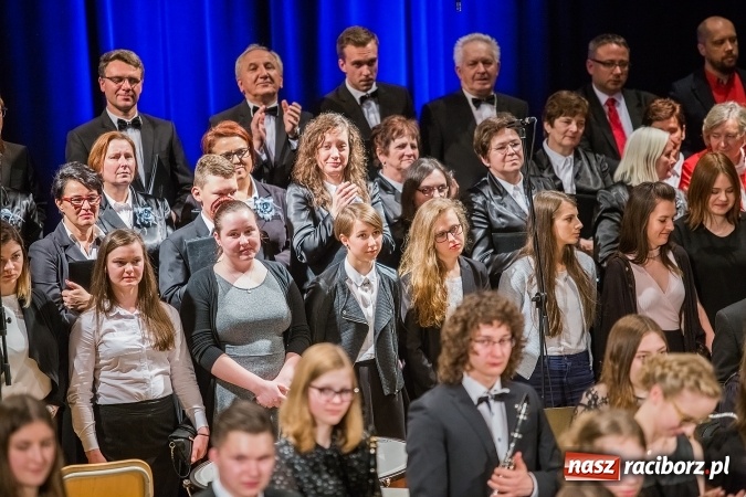 Zdjęcie w galerii na portalu naszraciborz.pl: Koncert wielkanocny w hołdzie św. Papieżowi Janowi Pawłowi II wiadomości z regionu