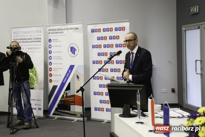 Zdjęcie w galerii na portalu naszraciborz.pl: Zarząd Województwa za rozwojem elektromobilności  wiadomości z regionu