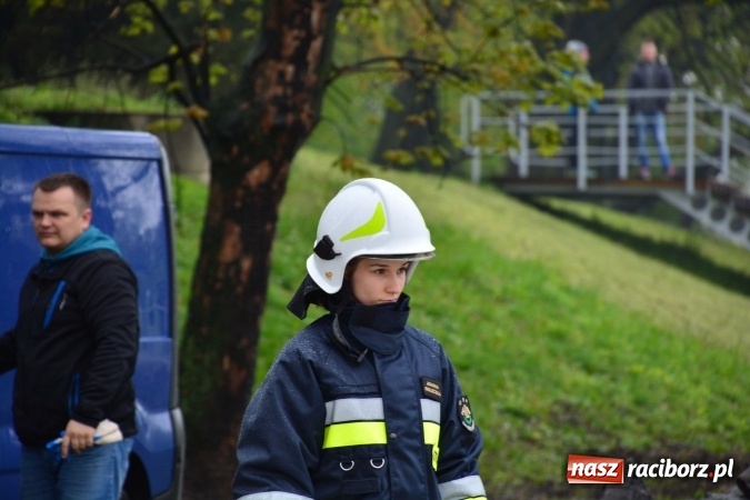 Zdjęcie w galerii na portalu naszraciborz.pl: W piątek rano przez Racibórz przejdzie kulminacyjna fala powodziowa. Plaży grozi zalanie! wiadomości z regionu