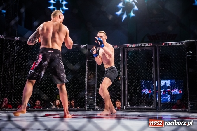 Zdjęcie w galerii na portalu naszraciborz.pl: Kuźnia Raciborska czy Racibórz? Gdzie zabrzmi bęben bitewny na gali MMA  wiadomości z regionu