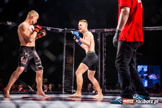 Zdjęcie w galerii na portalu naszraciborz.pl: Kuźnia Raciborska czy Racibórz? Gdzie zabrzmi bęben bitewny na gali MMA  wiadomości z regionu