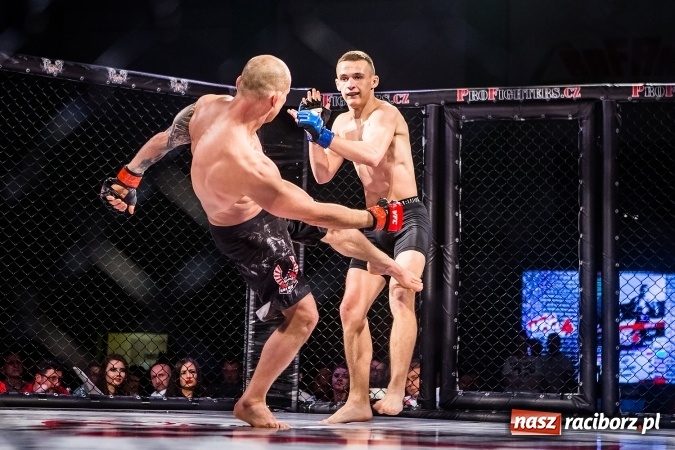 Zdjęcie w galerii na portalu naszraciborz.pl: Kuźnia Raciborska czy Racibórz? Gdzie zabrzmi bęben bitewny na gali MMA  wiadomości z regionu