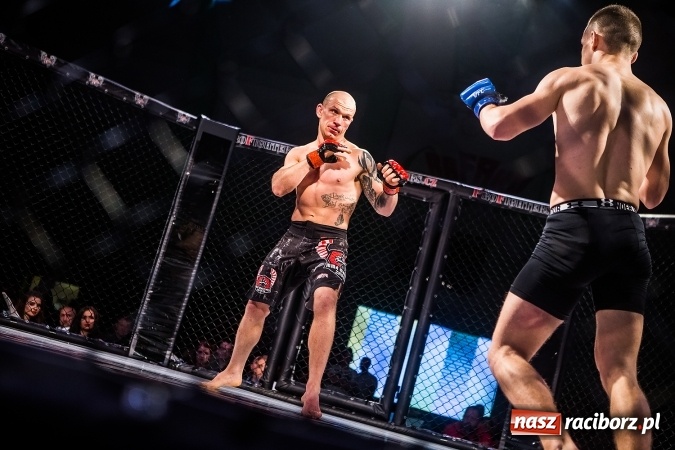 Zdjęcie w galerii na portalu naszraciborz.pl: Kuźnia Raciborska czy Racibórz? Gdzie zabrzmi bęben bitewny na gali MMA  wiadomości z regionu