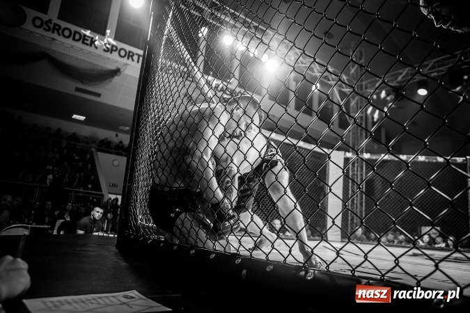 Zdjęcie w galerii na portalu naszraciborz.pl: Kuźnia Raciborska czy Racibórz? Gdzie zabrzmi bęben bitewny na gali MMA  wiadomości z regionu