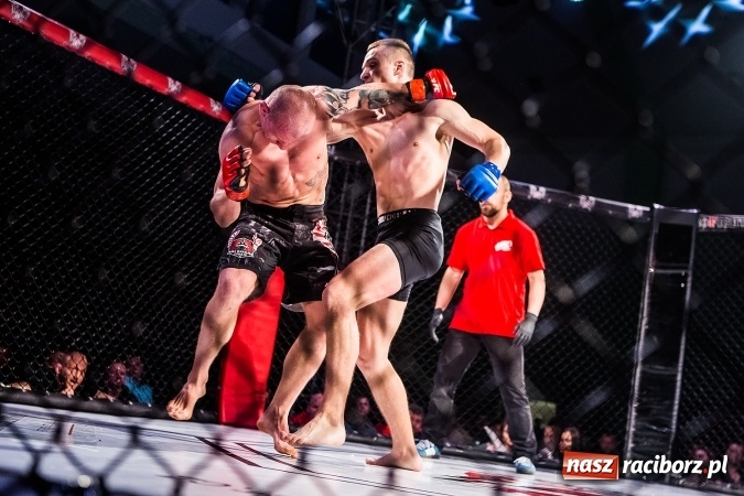 Zdjęcie w galerii na portalu naszraciborz.pl: Kuźnia Raciborska czy Racibórz? Gdzie zabrzmi bęben bitewny na gali MMA  wiadomości z regionu