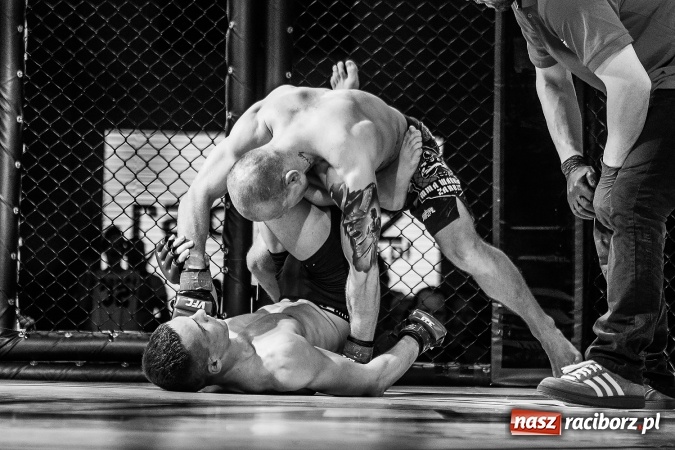 Zdjęcie w galerii na portalu naszraciborz.pl: Kuźnia Raciborska czy Racibórz? Gdzie zabrzmi bęben bitewny na gali MMA  wiadomości z regionu