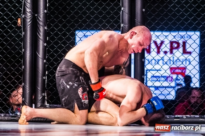 Zdjęcie w galerii na portalu naszraciborz.pl: Kuźnia Raciborska czy Racibórz? Gdzie zabrzmi bęben bitewny na gali MMA  wiadomości z regionu