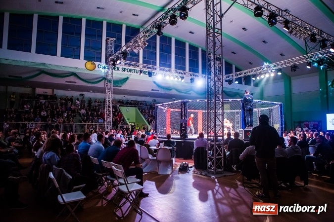 Zdjęcie w galerii na portalu naszraciborz.pl: Kuźnia Raciborska czy Racibórz? Gdzie zabrzmi bęben bitewny na gali MMA  wiadomości z regionu