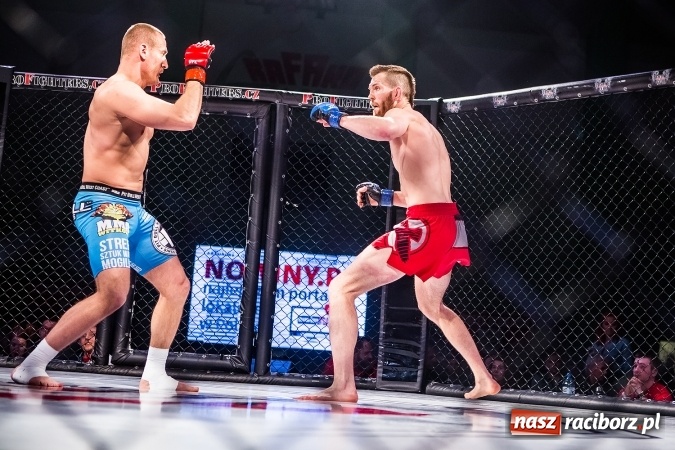 Zdjęcie w galerii na portalu naszraciborz.pl: Kuźnia Raciborska czy Racibórz? Gdzie zabrzmi bęben bitewny na gali MMA  wiadomości z regionu