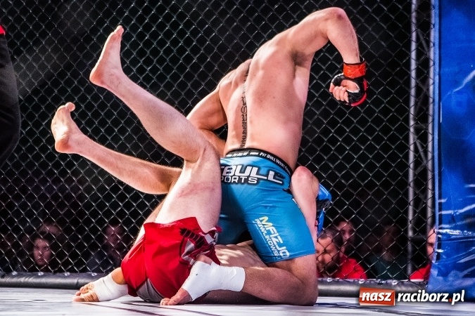 Zdjęcie w galerii na portalu naszraciborz.pl: Kuźnia Raciborska czy Racibórz? Gdzie zabrzmi bęben bitewny na gali MMA  wiadomości z regionu