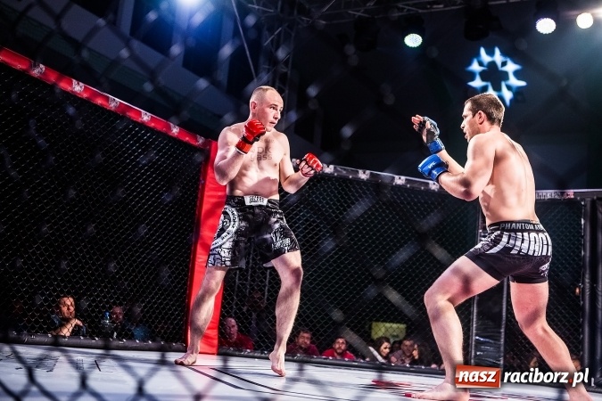 Zdjęcie w galerii na portalu naszraciborz.pl: Kuźnia Raciborska czy Racibórz? Gdzie zabrzmi bęben bitewny na gali MMA  wiadomości z regionu
