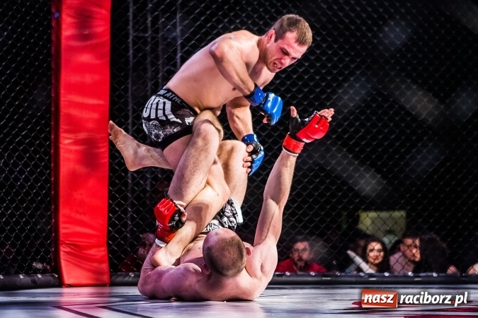 Zdjęcie w galerii na portalu naszraciborz.pl: Kuźnia Raciborska czy Racibórz? Gdzie zabrzmi bęben bitewny na gali MMA  wiadomości z regionu