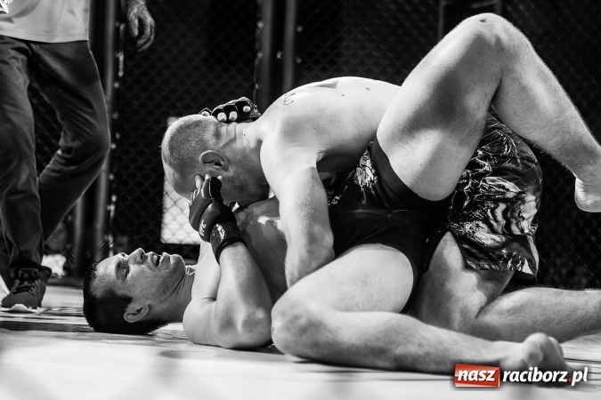 Zdjęcie w galerii na portalu naszraciborz.pl: Kuźnia Raciborska czy Racibórz? Gdzie zabrzmi bęben bitewny na gali MMA  wiadomości z regionu