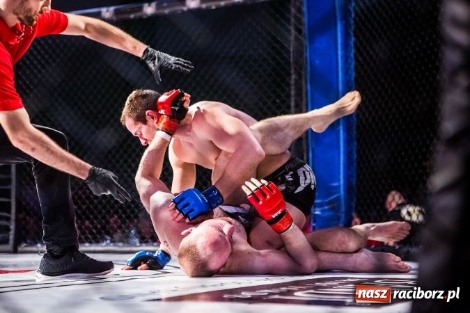 Zdjęcie w galerii na portalu naszraciborz.pl: Kuźnia Raciborska czy Racibórz? Gdzie zabrzmi bęben bitewny na gali MMA  wiadomości z regionu