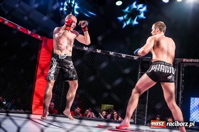 Zdjęcie w galerii na portalu naszraciborz.pl: Kuźnia Raciborska czy Racibórz? Gdzie zabrzmi bęben bitewny na gali MMA  wiadomości z regionu
