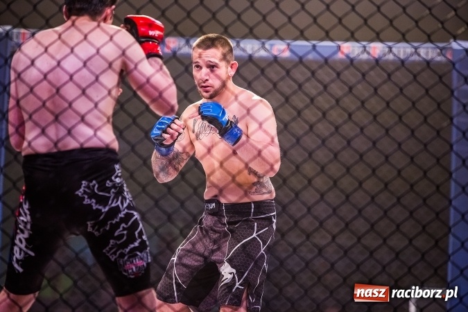 Zdjęcie w galerii na portalu naszraciborz.pl: Kuźnia Raciborska czy Racibórz? Gdzie zabrzmi bęben bitewny na gali MMA  wiadomości z regionu