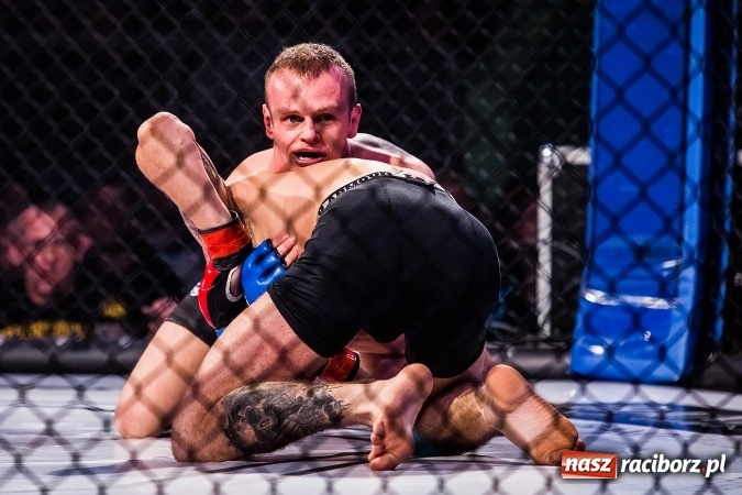 Zdjęcie w galerii na portalu naszraciborz.pl: Kuźnia Raciborska czy Racibórz? Gdzie zabrzmi bęben bitewny na gali MMA  wiadomości z regionu