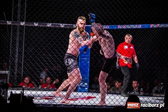 Zdjęcie w galerii na portalu naszraciborz.pl: Kuźnia Raciborska czy Racibórz? Gdzie zabrzmi bęben bitewny na gali MMA  wiadomości z regionu