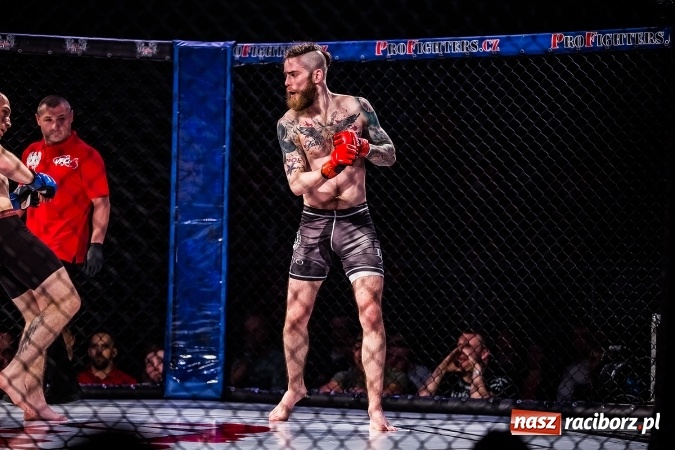 Zdjęcie w galerii na portalu naszraciborz.pl: Kuźnia Raciborska czy Racibórz? Gdzie zabrzmi bęben bitewny na gali MMA  wiadomości z regionu