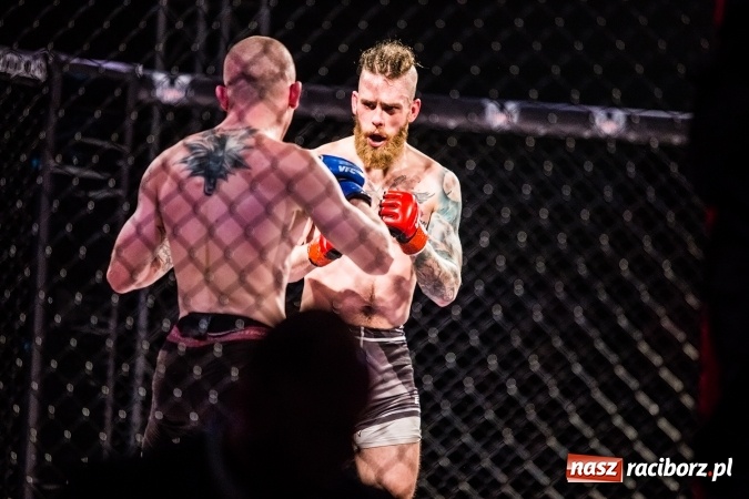 Zdjęcie w galerii na portalu naszraciborz.pl: Kuźnia Raciborska czy Racibórz? Gdzie zabrzmi bęben bitewny na gali MMA  wiadomości z regionu