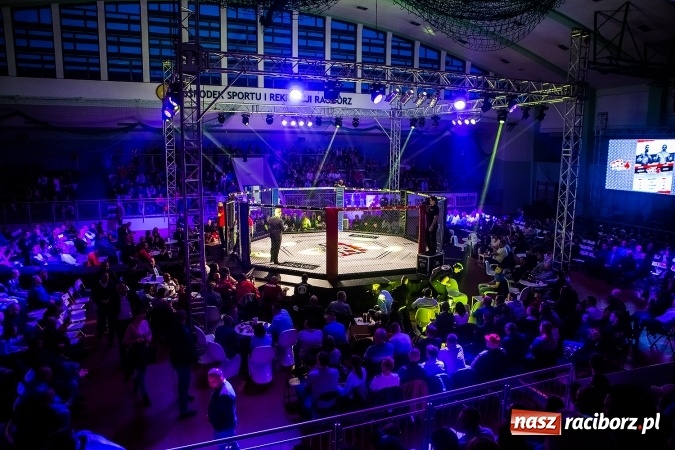 Zdjęcie w galerii na portalu naszraciborz.pl: Kuźnia Raciborska czy Racibórz? Gdzie zabrzmi bęben bitewny na gali MMA  wiadomości z regionu