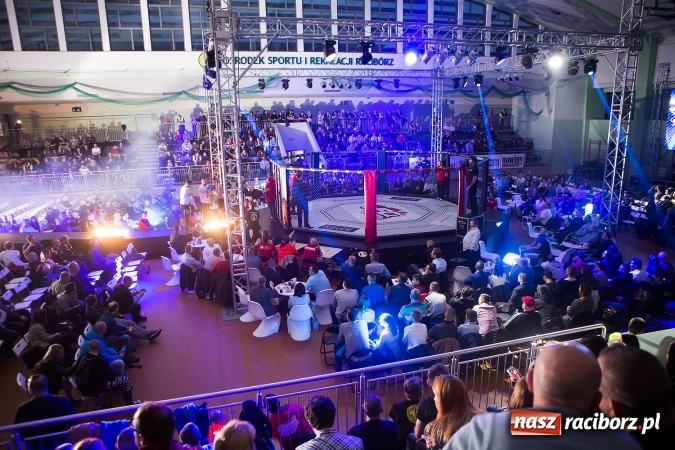 Zdjęcie w galerii na portalu naszraciborz.pl: Kuźnia Raciborska czy Racibórz? Gdzie zabrzmi bęben bitewny na gali MMA  wiadomości z regionu
