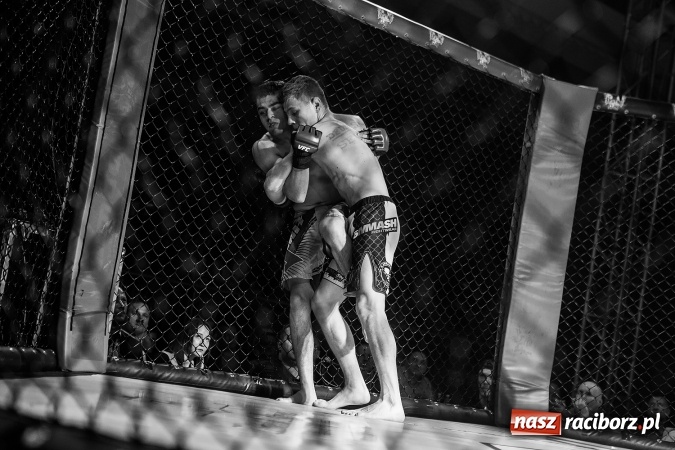 Zdjęcie w galerii na portalu naszraciborz.pl: Kuźnia Raciborska czy Racibórz? Gdzie zabrzmi bęben bitewny na gali MMA  wiadomości z regionu