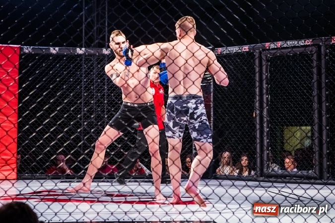 Zdjęcie w galerii na portalu naszraciborz.pl: Kuźnia Raciborska czy Racibórz? Gdzie zabrzmi bęben bitewny na gali MMA  wiadomości z regionu