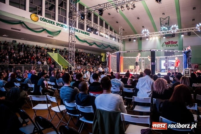 Zdjęcie w galerii na portalu naszraciborz.pl: Kuźnia Raciborska czy Racibórz? Gdzie zabrzmi bęben bitewny na gali MMA  wiadomości z regionu