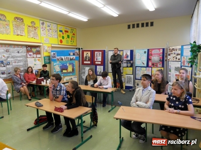 Zdjęcie w galerii na portalu naszraciborz.pl: I Powiatowy Konkurs Racibórz Moje Miasto w Szkole Podstawowej nr 18 wiadomości z regionu