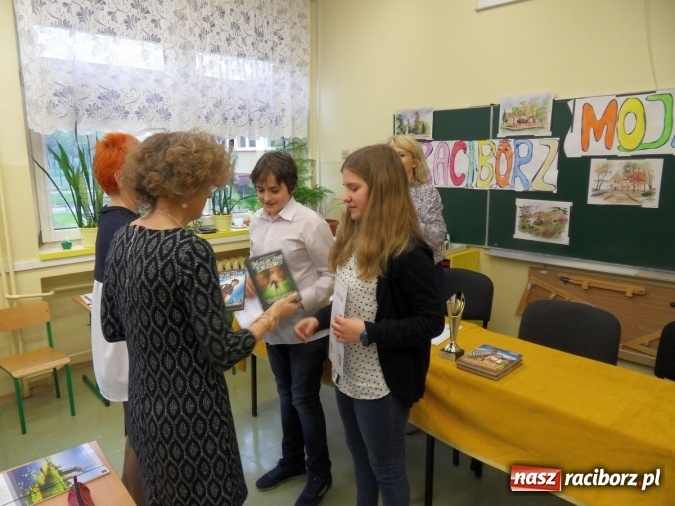 Zdjęcie w galerii na portalu naszraciborz.pl: I Powiatowy Konkurs Racibórz Moje Miasto w Szkole Podstawowej nr 18 wiadomości z regionu