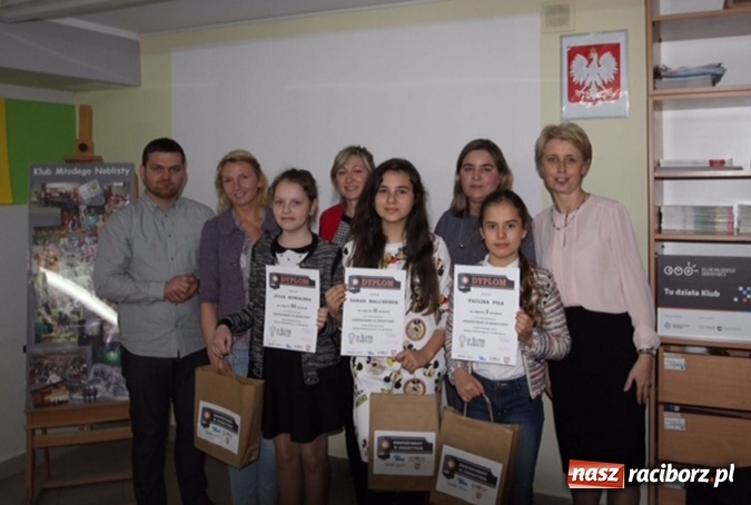 Zdjęcie w galerii na portalu naszraciborz.pl: Eksperyment w obiektywie - konkurs w Szkole na Ostrogu  wiadomości z regionu