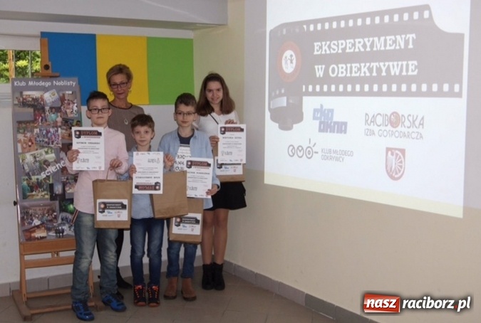 Zdjęcie w galerii na portalu naszraciborz.pl: Eksperyment w obiektywie - konkurs w Szkole na Ostrogu  wiadomości z regionu