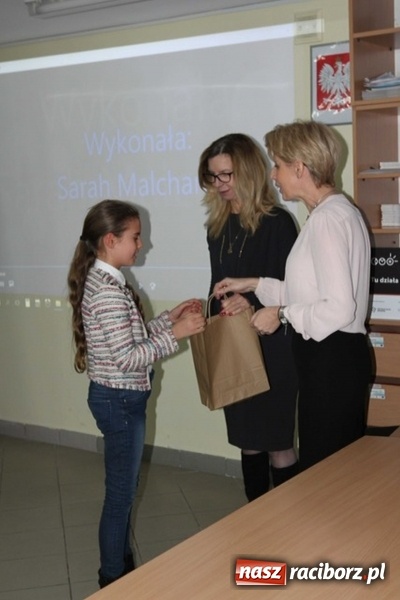 Zdjęcie w galerii na portalu naszraciborz.pl: Eksperyment w obiektywie - konkurs w Szkole na Ostrogu  wiadomości z regionu