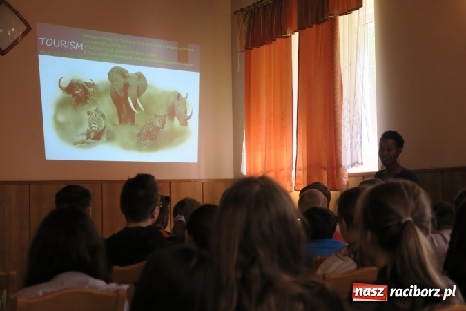 Zdjęcie w galerii na portalu naszraciborz.pl: Warsztaty językowe Euroweek dla najlepszych uczniów SP 8  wiadomości z regionu