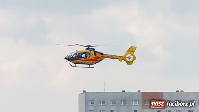 Zdjęcie w galerii na portalu naszraciborz.pl: Prokurator wyjaśni przyczyny zdarzenia z Chorzowskiej. 27-latek z poważnymi obrażeniami głowy przetransportowany do Sosnowca  wiadomości z regionu