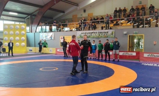 Zdjęcie w galerii na portalu naszraciborz.pl: Sukcesy zapaśników Unii Racibórz na Ogólnopolskiej Olimpiadzie Młodzieży  wiadomości z regionu