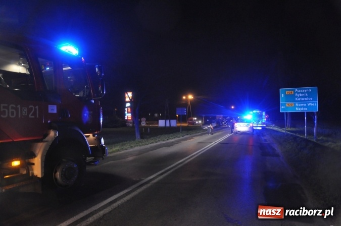 Zdjęcie w galerii na portalu naszraciborz.pl: Zderzenie opla i nissana w Rzuchowie wiadomości z regionu