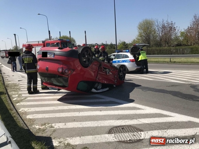 Zdjęcie w galerii na portalu naszraciborz.pl: Poważny uraz poszkodowanego w wypadku na Piaskowej  wiadomości z regionu