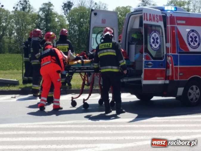 Zdjęcie w galerii na portalu naszraciborz.pl: Poważny uraz poszkodowanego w wypadku na Piaskowej  wiadomości z regionu