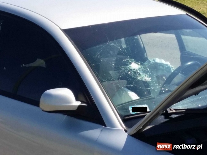 Zdjęcie w galerii na portalu naszraciborz.pl: Poważny uraz poszkodowanego w wypadku na Piaskowej  wiadomości z regionu