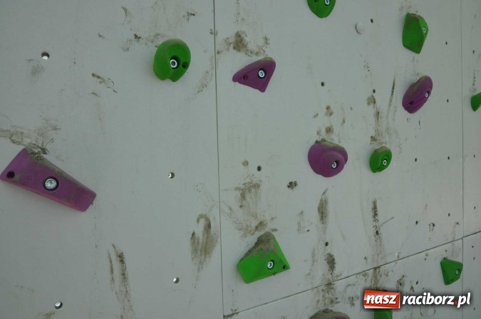 Zdjęcie w galerii na portalu naszraciborz.pl: Bulwary czeka teraz wielkie sprzątanie - przystań i plaża po wezbraniu Odry wiadomości z regionu