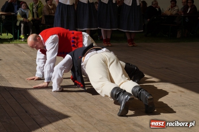 Zdjęcie w galerii na portalu naszraciborz.pl: Wystartowała wielka majówka w Nędzy  wiadomości z regionu