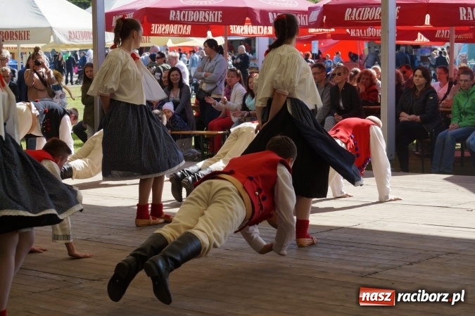 Zdjęcie w galerii na portalu naszraciborz.pl: Wystartowała wielka majówka w Nędzy  wiadomości z regionu