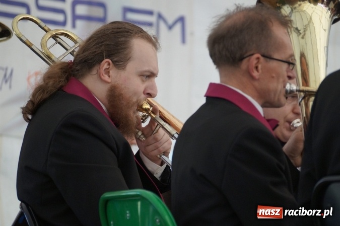 Zdjęcie w galerii na portalu naszraciborz.pl: Wystartowała wielka majówka w Nędzy  wiadomości z regionu
