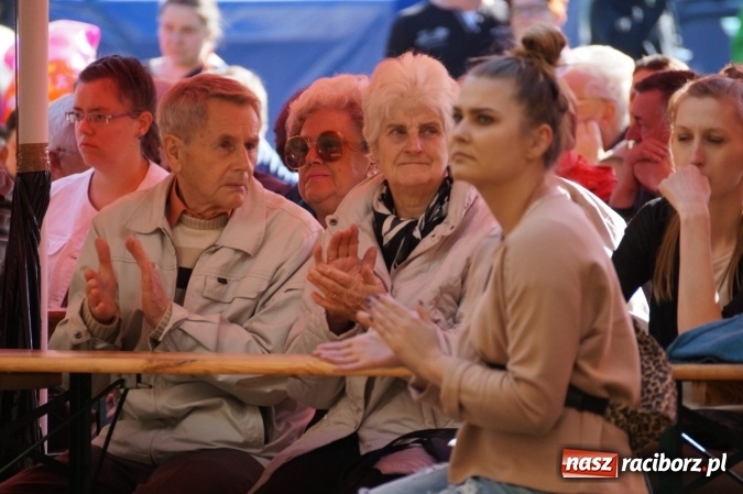 Zdjęcie w galerii na portalu naszraciborz.pl: Wystartowała wielka majówka w Nędzy  wiadomości z regionu