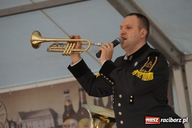 Zdjęcie w galerii na portalu naszraciborz.pl: Gwiazdy śląskiej sceny na majówce w Nędzy  wiadomości z regionu