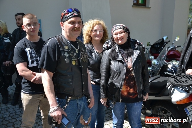 Zdjęcie w galerii na portalu naszraciborz.pl: Inauguracja sezonu motocyklowego w Raciborzu – festyn na Zamku Piastowskim wiadomości z regionu