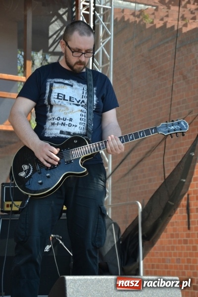 Zdjęcie w galerii na portalu naszraciborz.pl: Inauguracja sezonu motocyklowego w Raciborzu – festyn na Zamku Piastowskim wiadomości z regionu